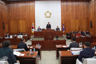 제207회 삼척시의회(임시회)  제8차본회의 대표이미지